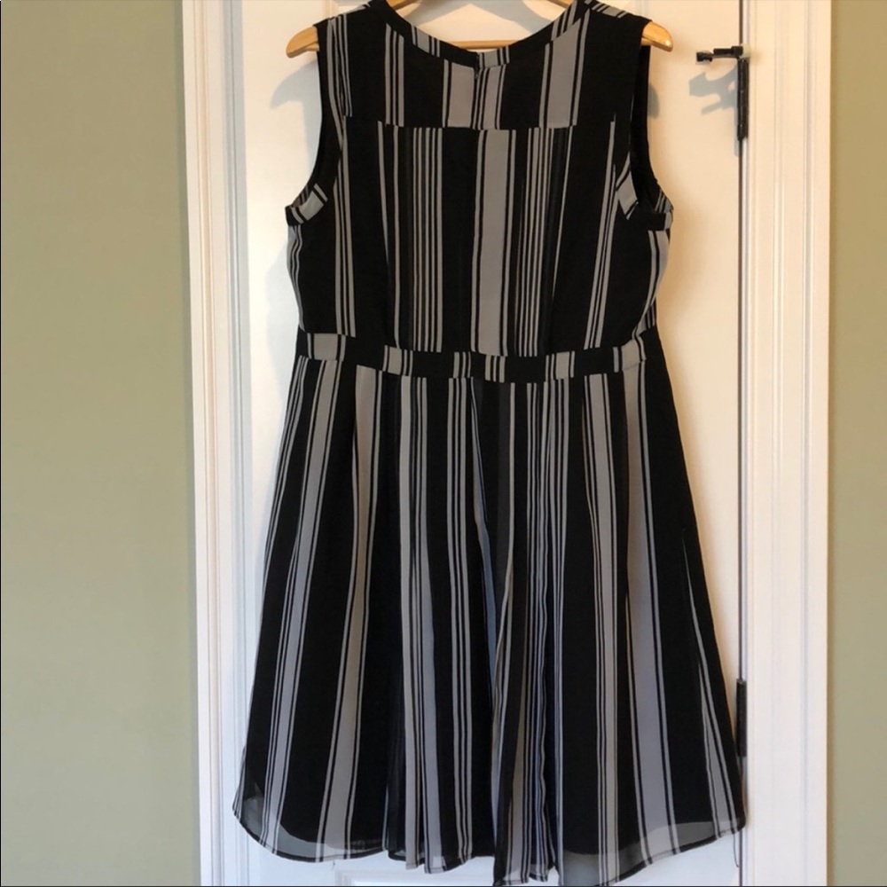 Halogen Dress - Picture 7 of 8
